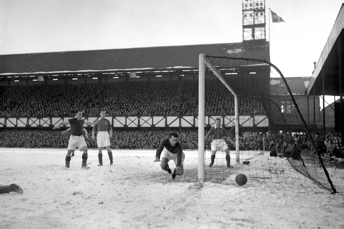 winter football-christmas