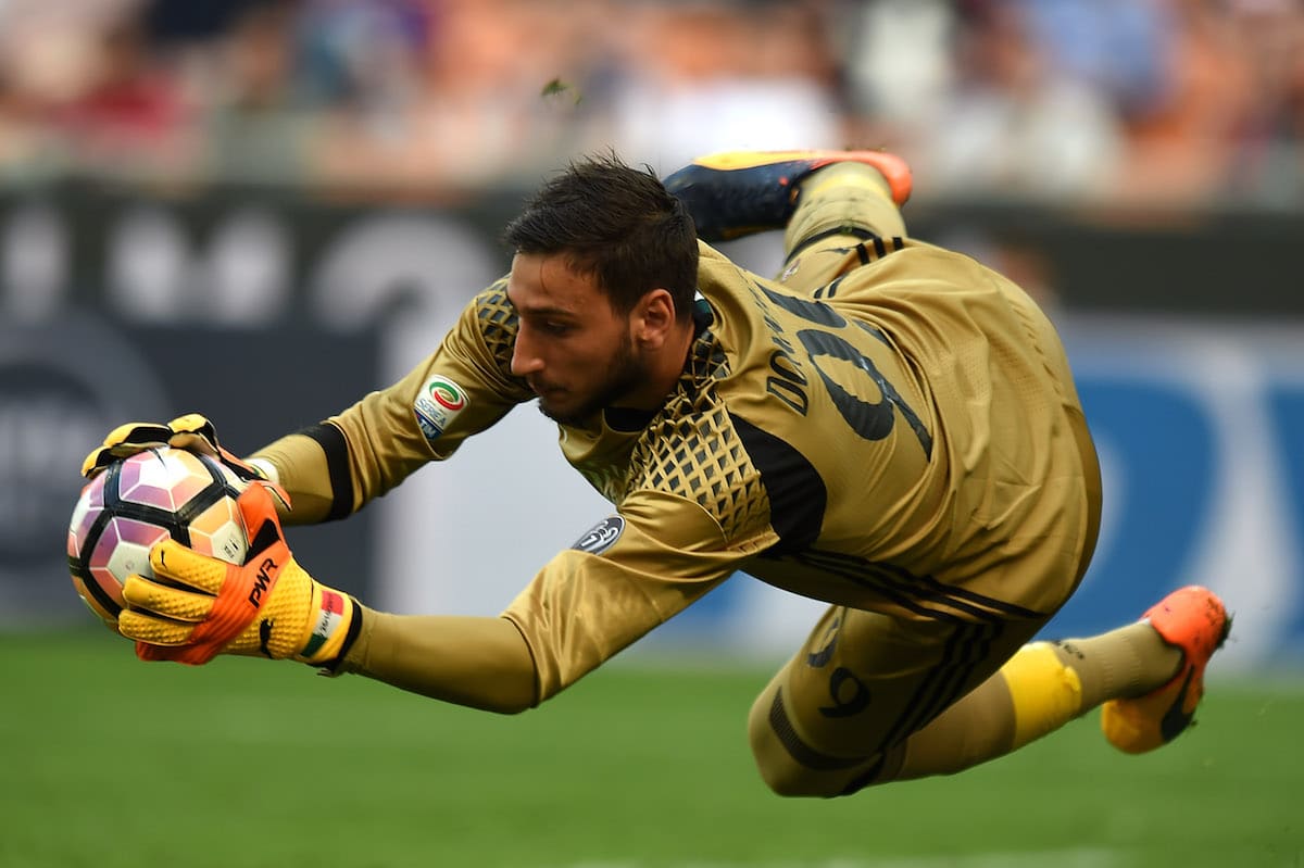 AC Milan goalkeeper Gianluigi Donnarumma in Serie A action against Palermo