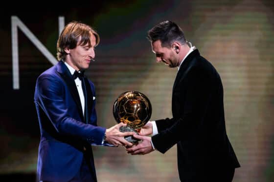 Aranylabda Modric - Messi