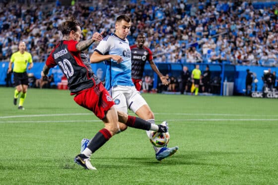 Toronto vs New England Player