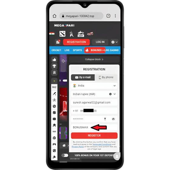 Mobile screenshot showing the registration process with the Megapari promo code