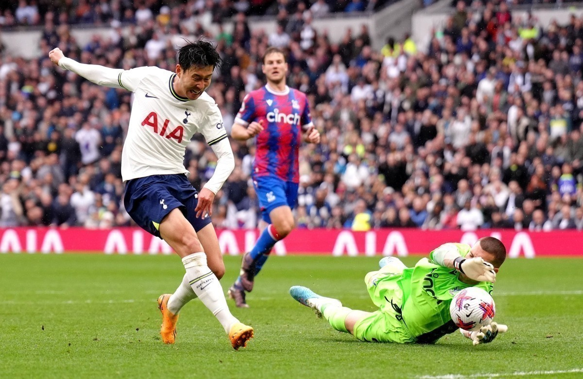Son vs Palace