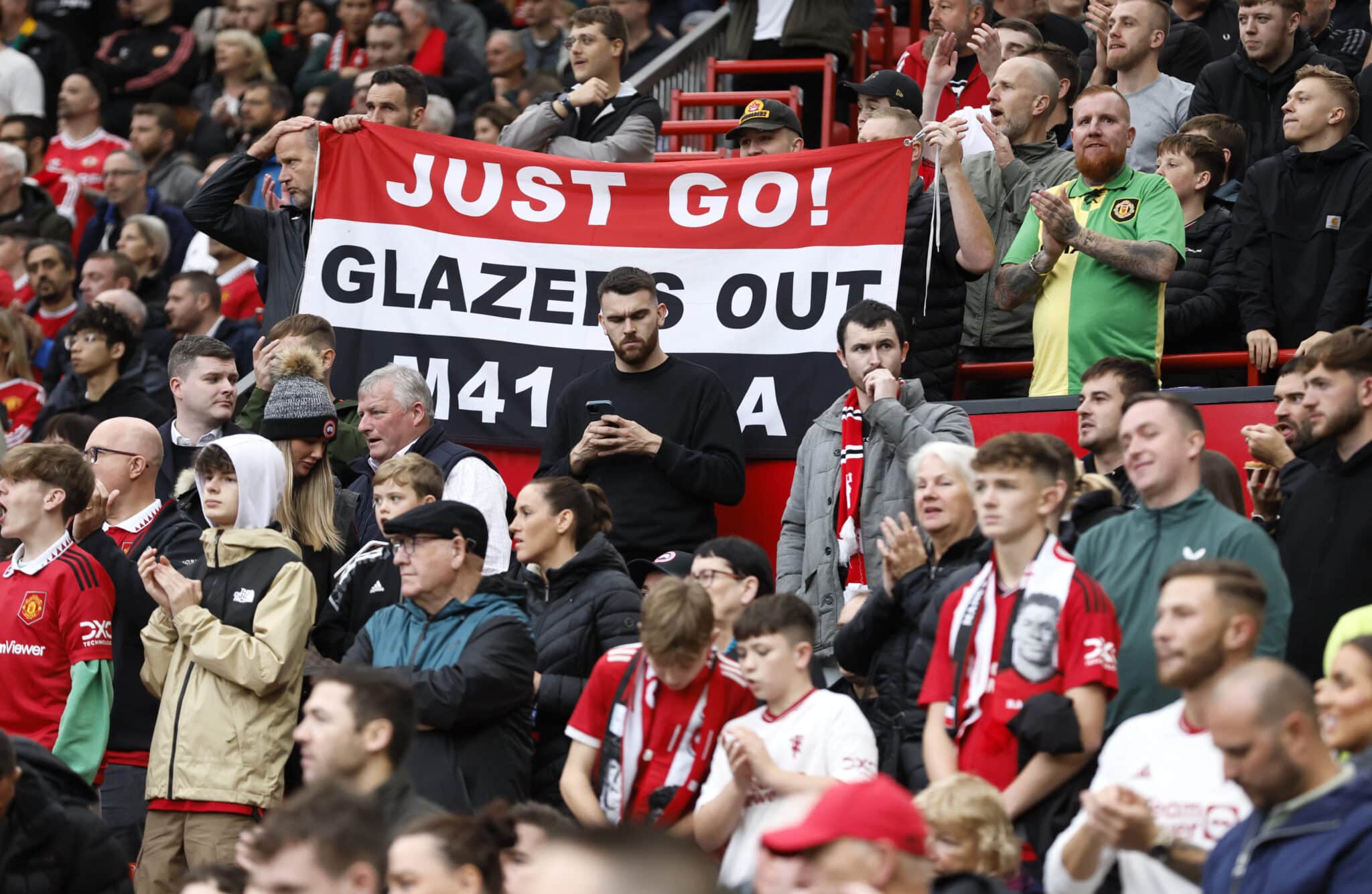 Manchester United fans protest