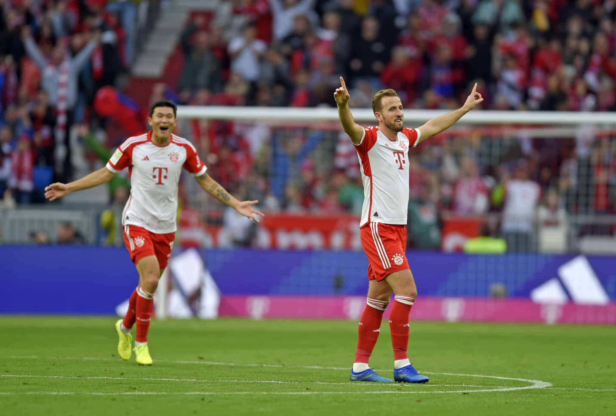 Kane celebrates vs Darmstadt