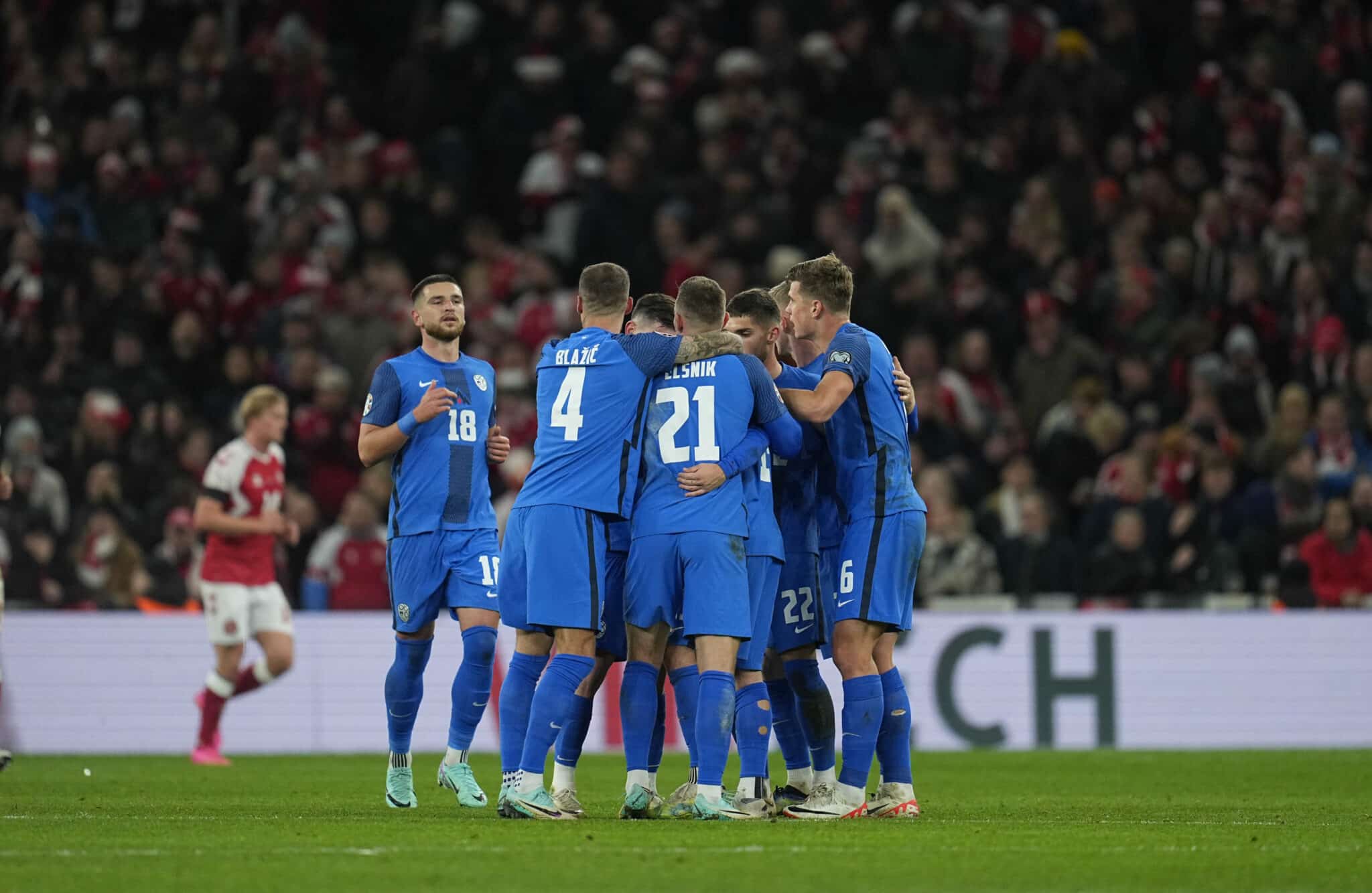 Slovenia celebrate vs Denmark