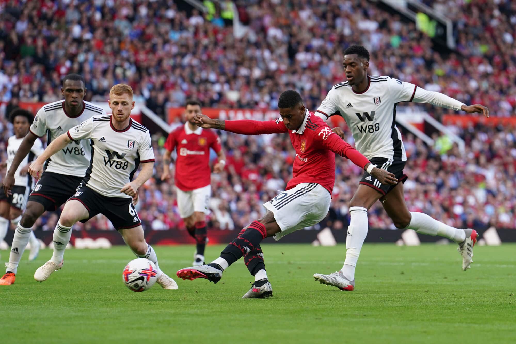 Marcus Rashford shoots towards goal
