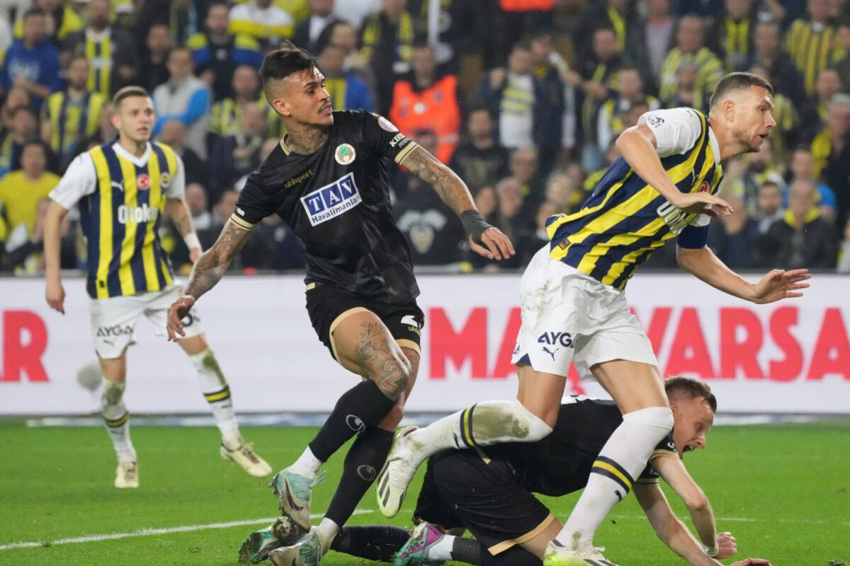 Alanyaspor vs Fenerbahce prediction, odds & betting tips 09/02/2025