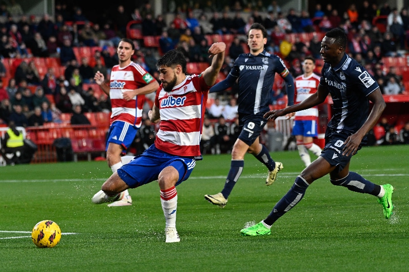 Granada vs Valencia prediction