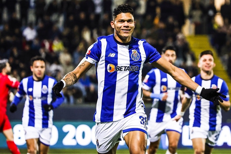 Evanilson player to watch