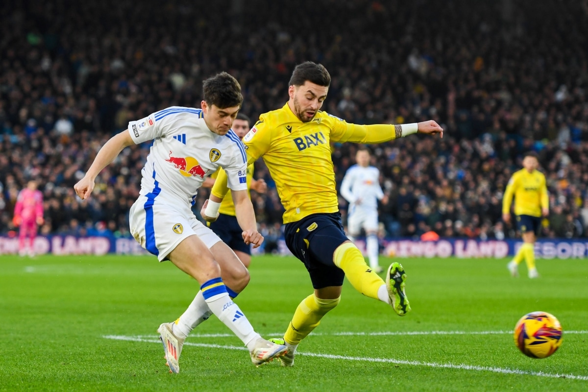 stoke vs leeds prediction