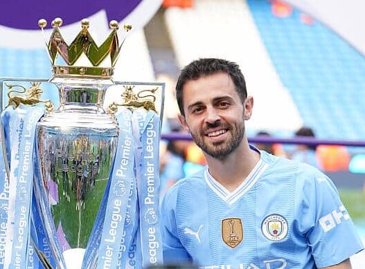 Bernardo Silva with the Premier League trophy