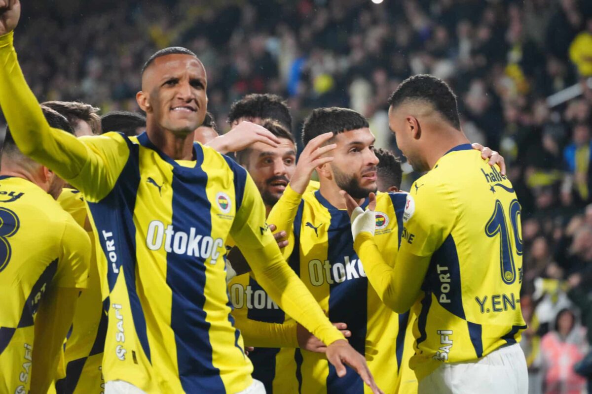 Fenerbahce vs Feyenoord prediction, odds & betting tips 12/08/2025