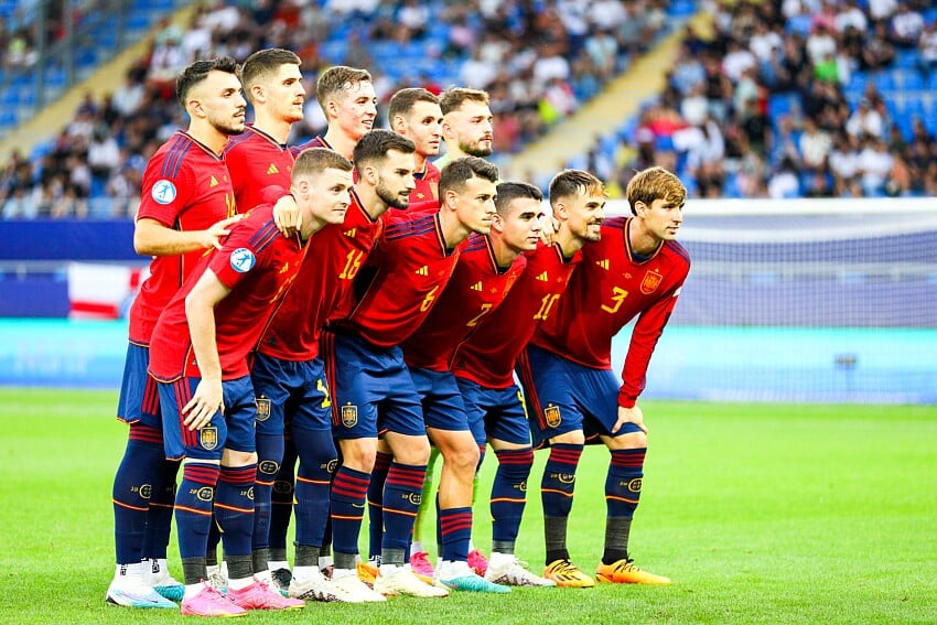 Spain gained Olympics football qualification by reaching the U-23 Euros final