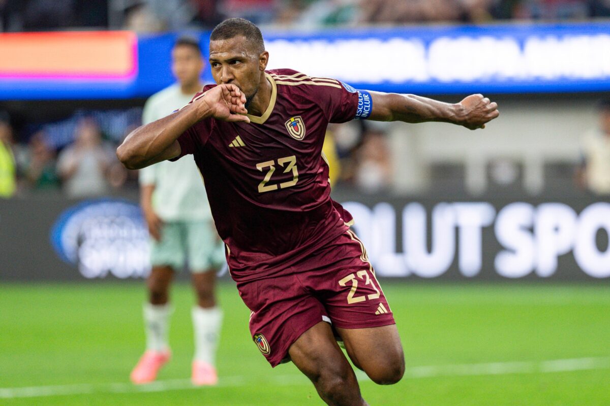 Salomon Rondon player to watch