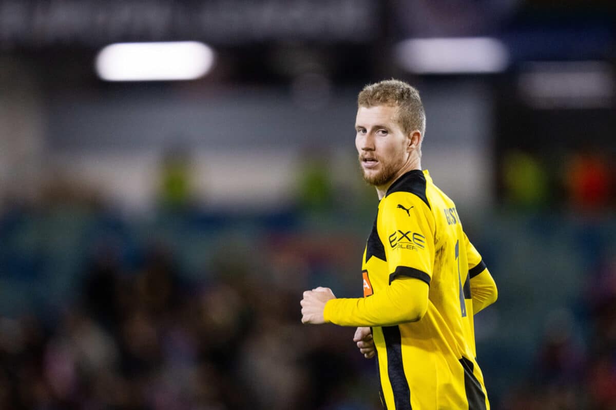 Simon Gustafson player to watch