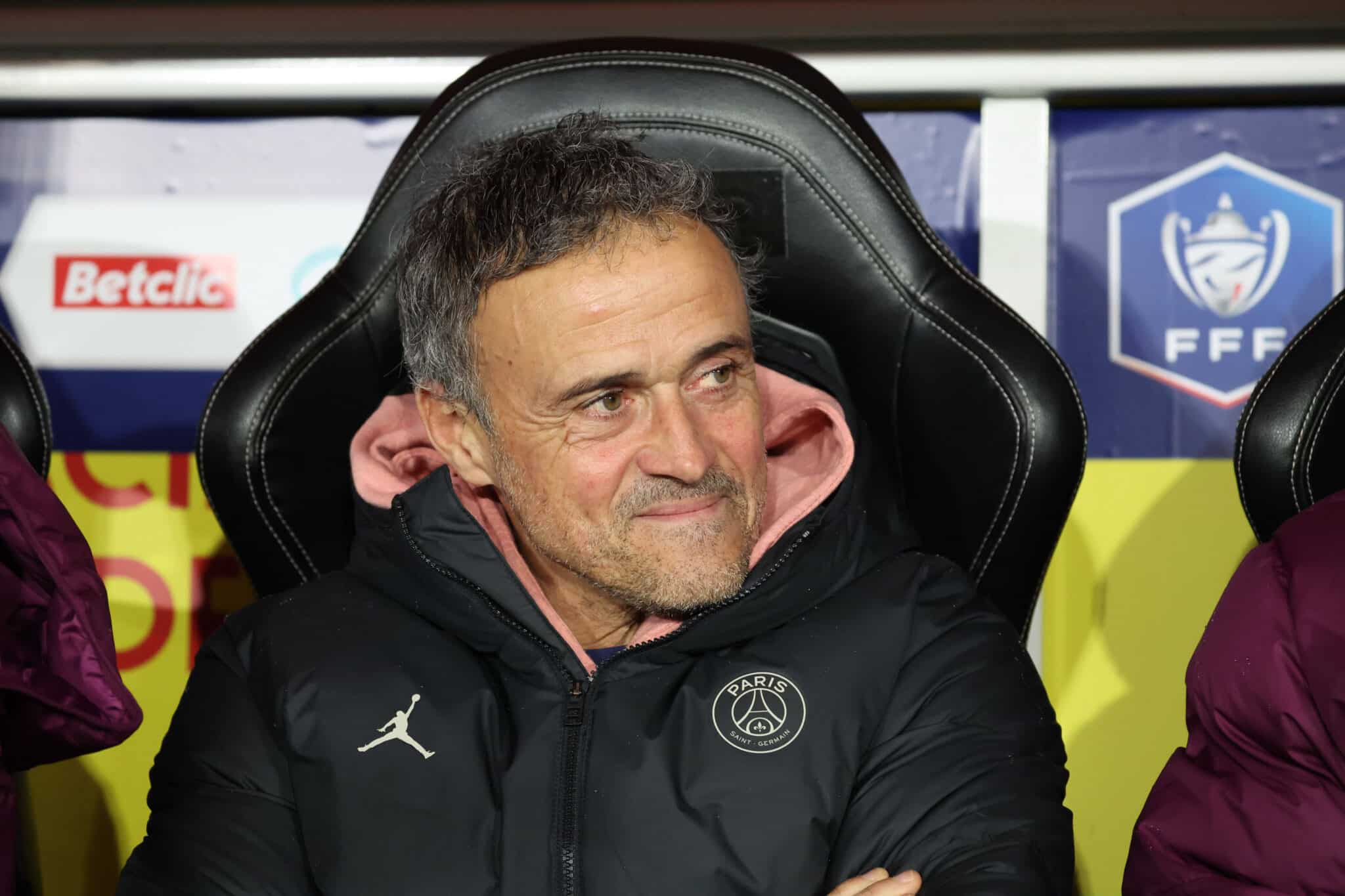 Chelsea transfer news: PSG keen on &lsquo;untransferable&rsquo; Blues midfielder