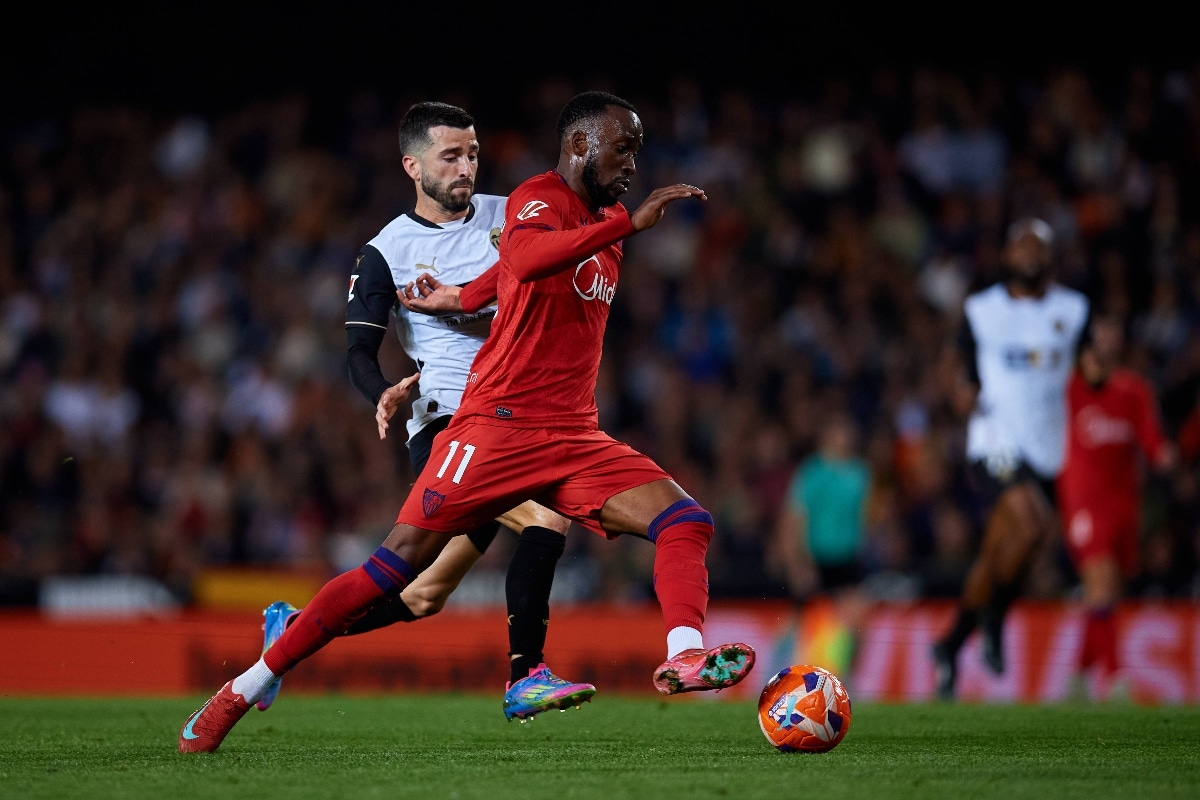 Sevilla vs Alaves prediction, odds & betting tips 20/04/2025