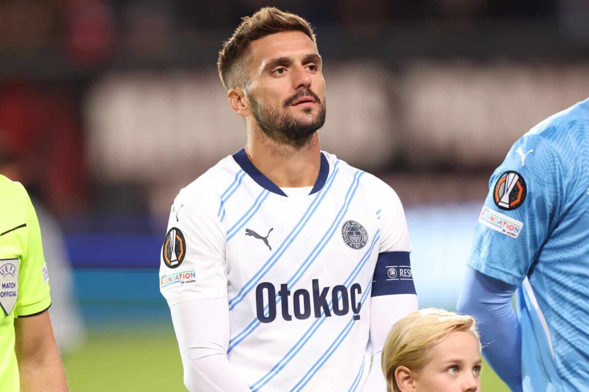 Fenerbahce vs Man Utd predictions