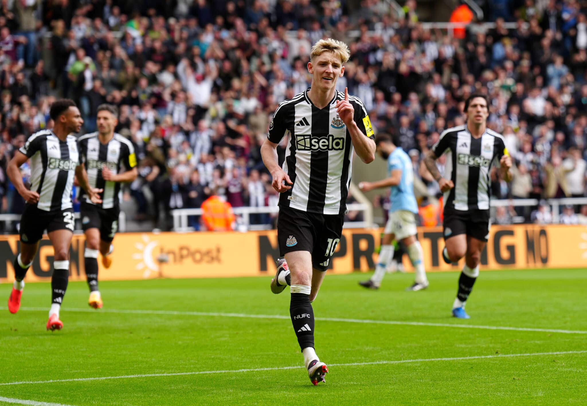 Anthony Gordon Newcastle contract: The England winger will become the club's best-paid player