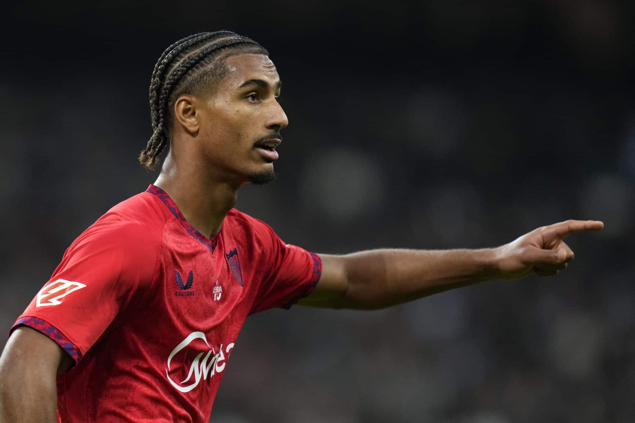 Loic Bade transfer: Aston Villa getting closer to top target? Whisper+ verdict