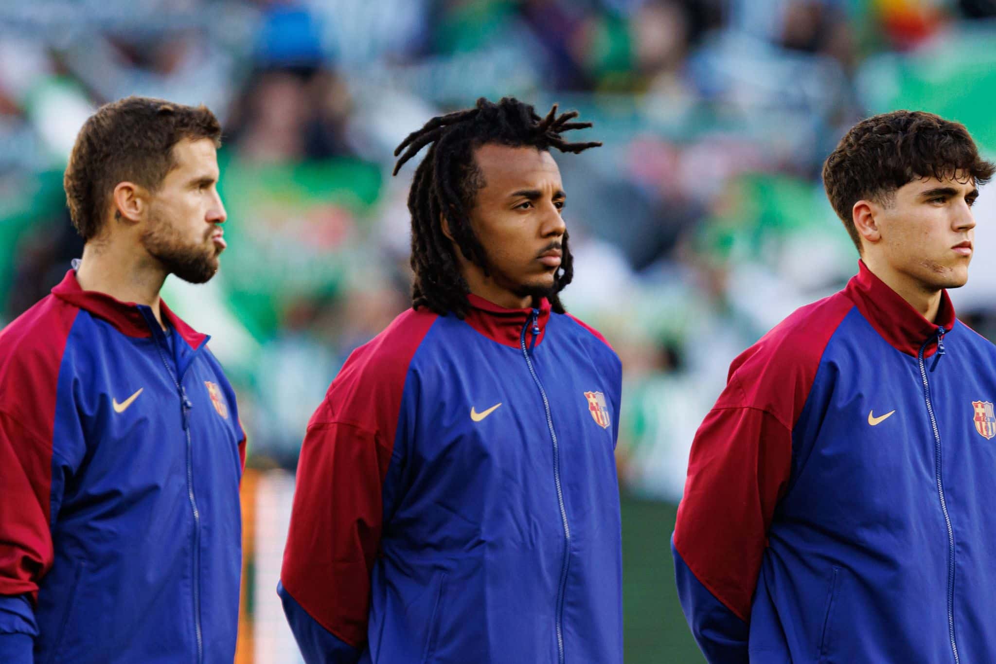 Chelsea rekindle transfer interest in Barcelona star as Blues eye new centre-back &ndash; Whisper+ verdict