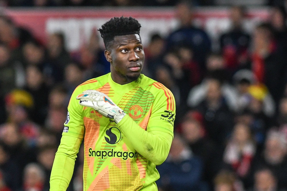 Manchester United Transfer News: Former Old Trafford keeper to challenge Andre Onana?