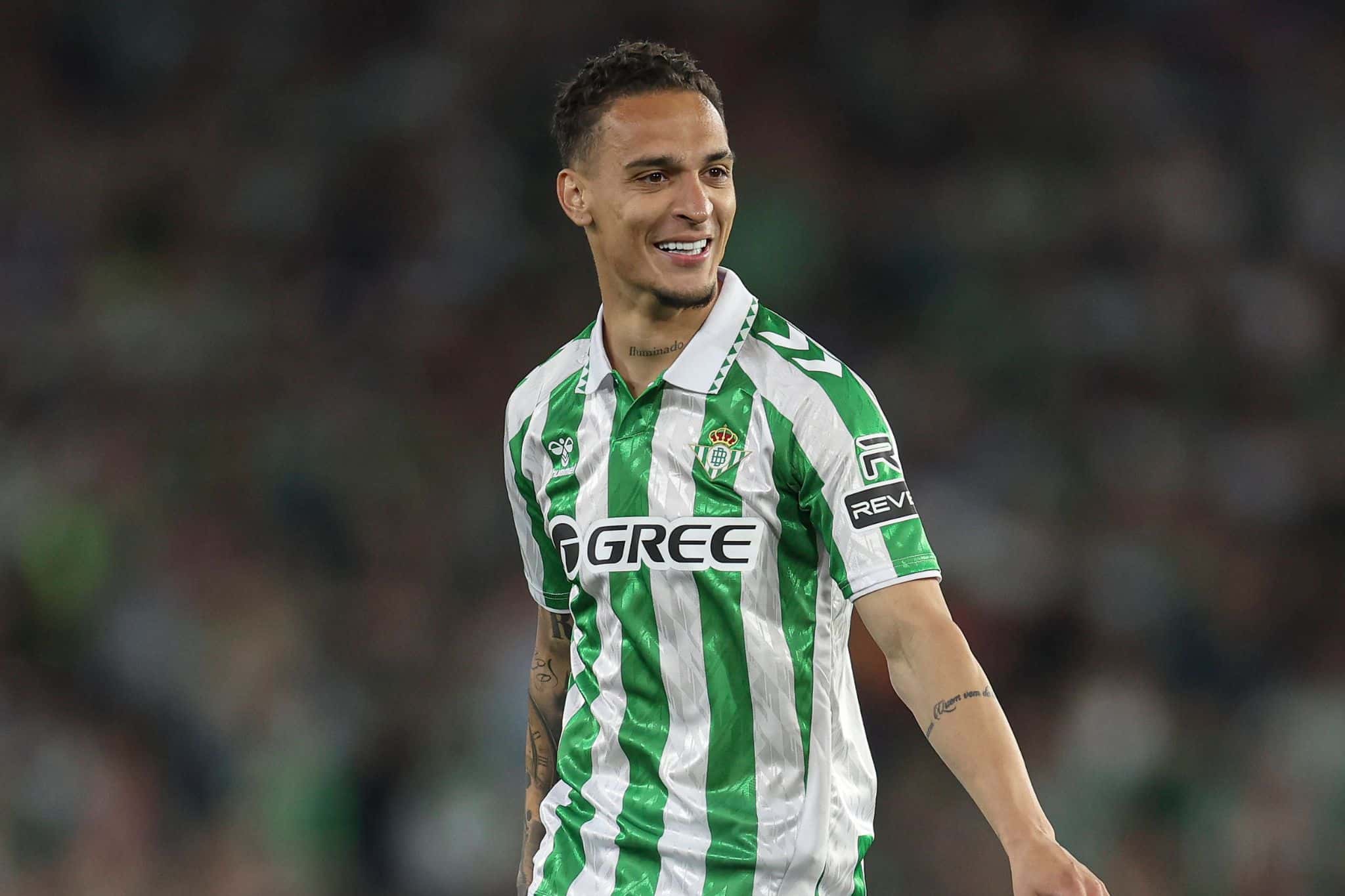 Antony transfer: Man United set price tag as Spanish giants enter race for winger &ndash; Whisper+ verdict