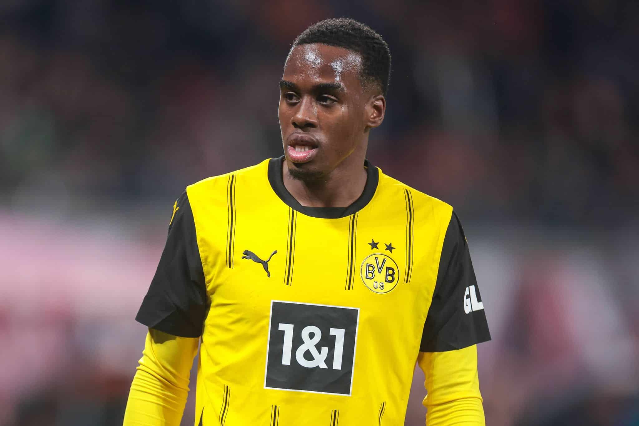 Chelsea leading Gittens race as Borussia Dortmund slash asking price &ndash; Whisper+ verdict