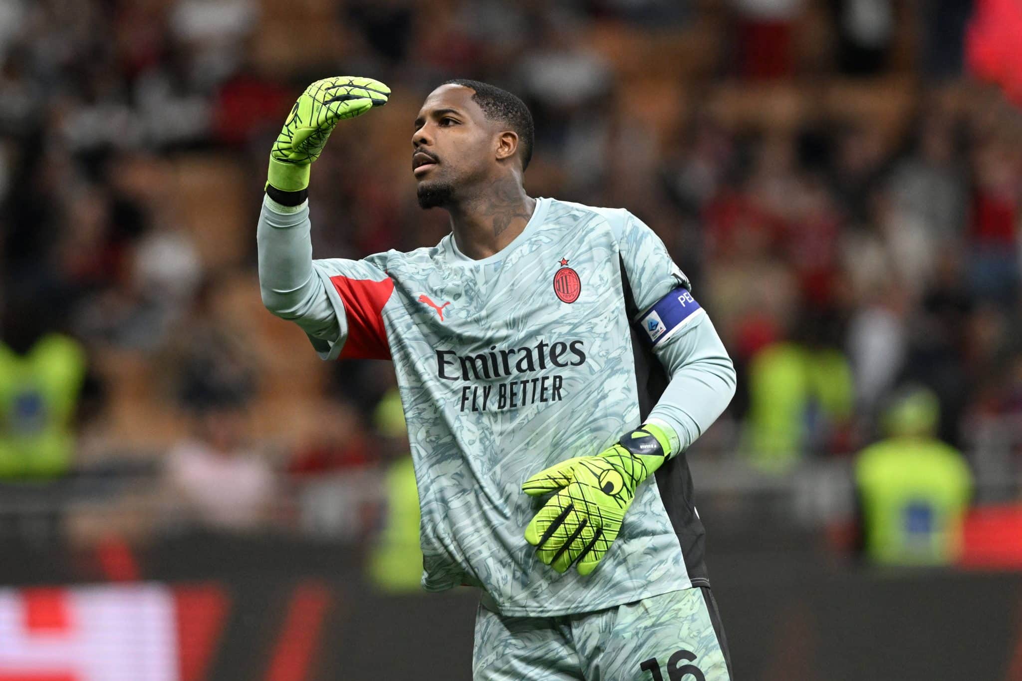 Mike Maignan transfer