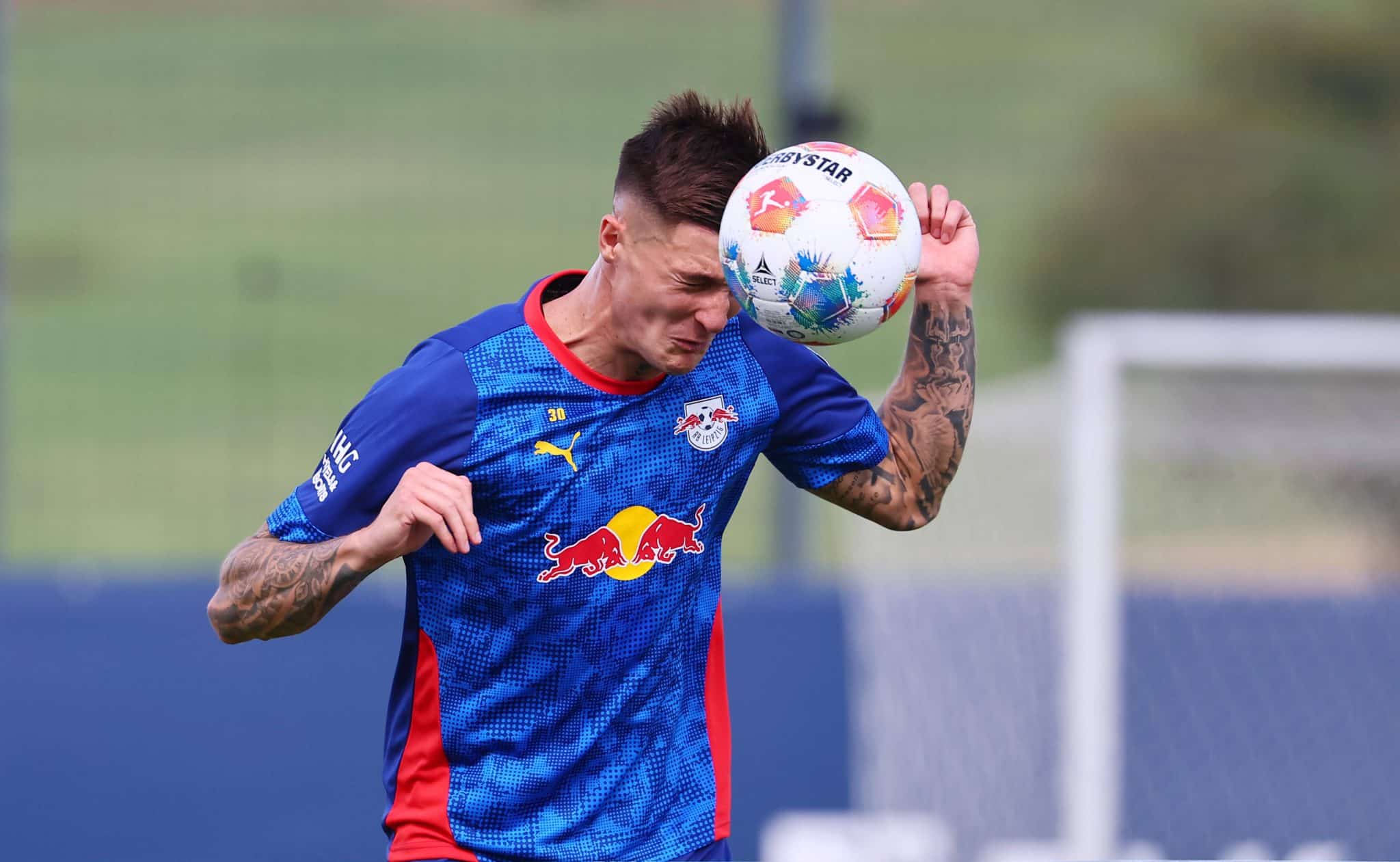 Benjamin Sesko transfer