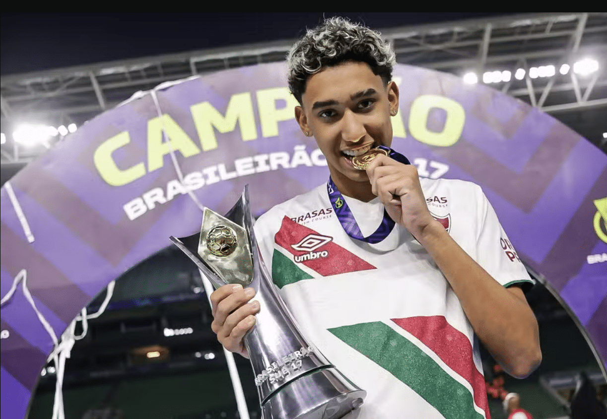 New Firmino? Brazilian wonderkid attracts interest from Liverpool and Manchester City
