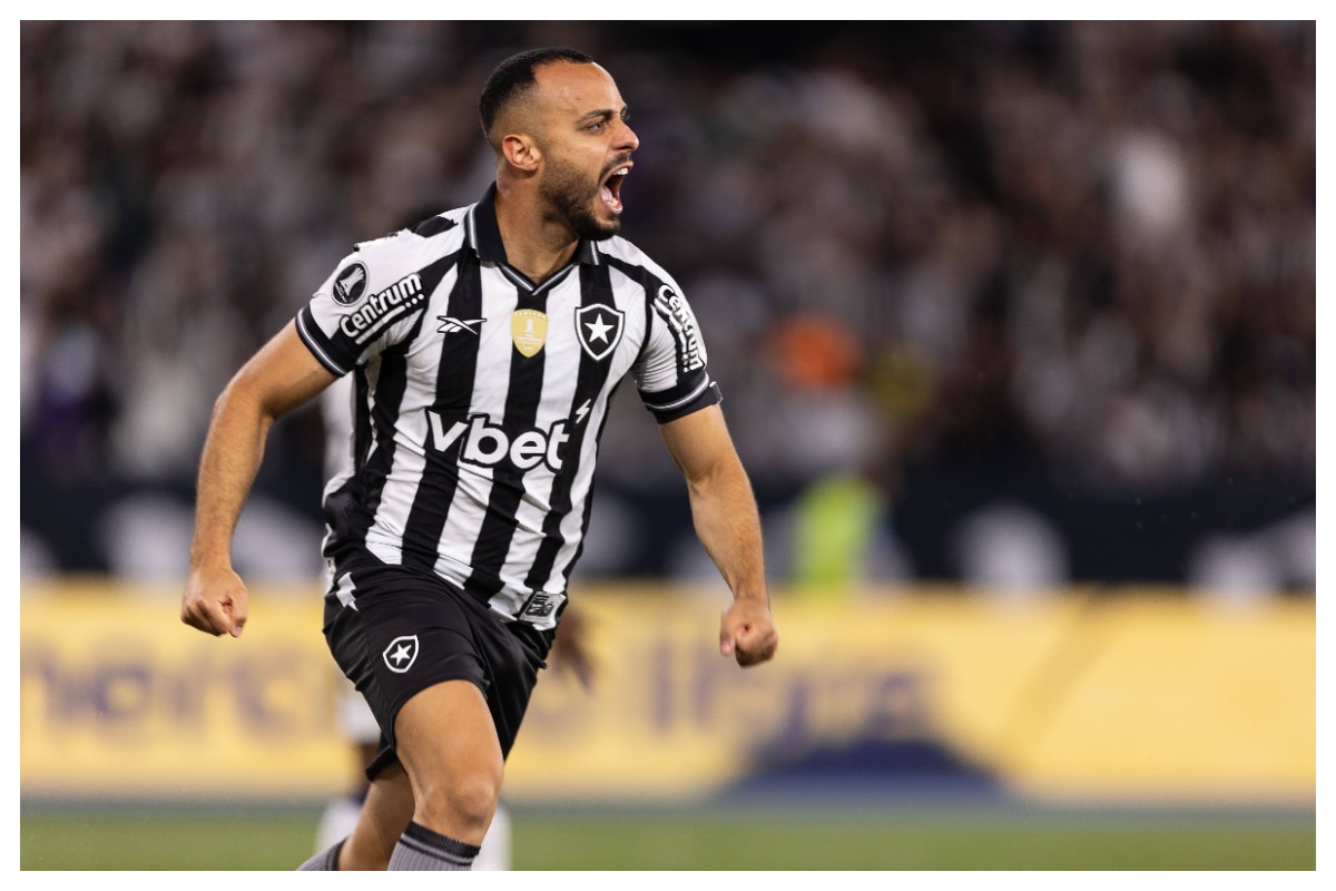 Arthur Cabral celebrating || Credit - Imago