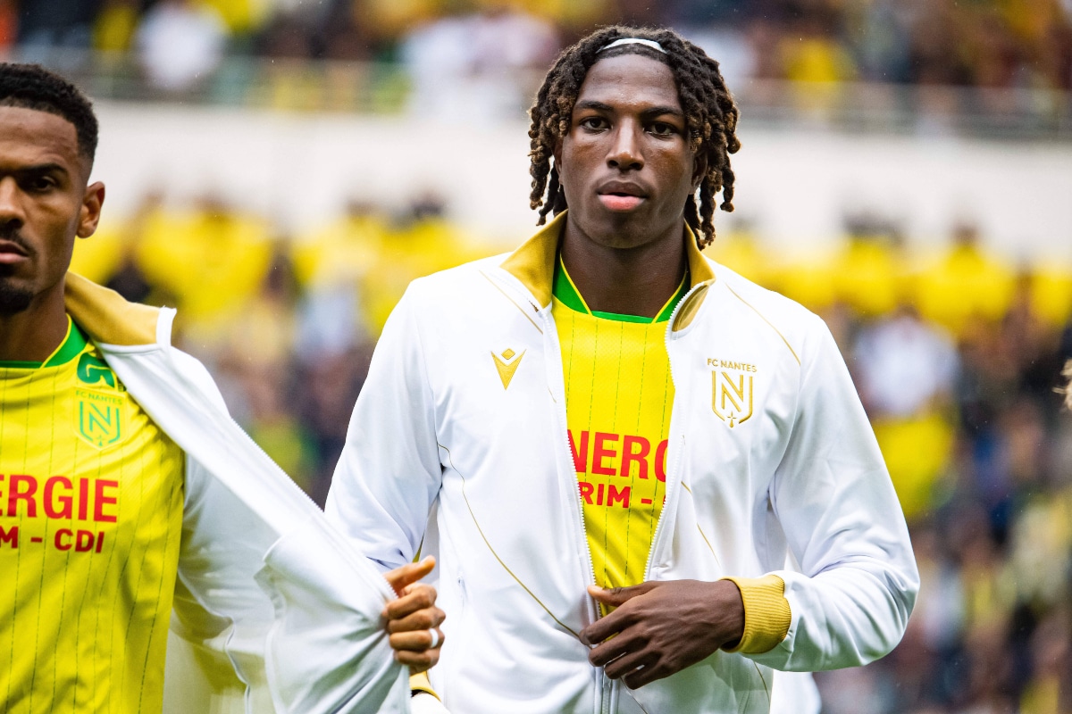 Arsenal, Liverpool and Man United track young French defender