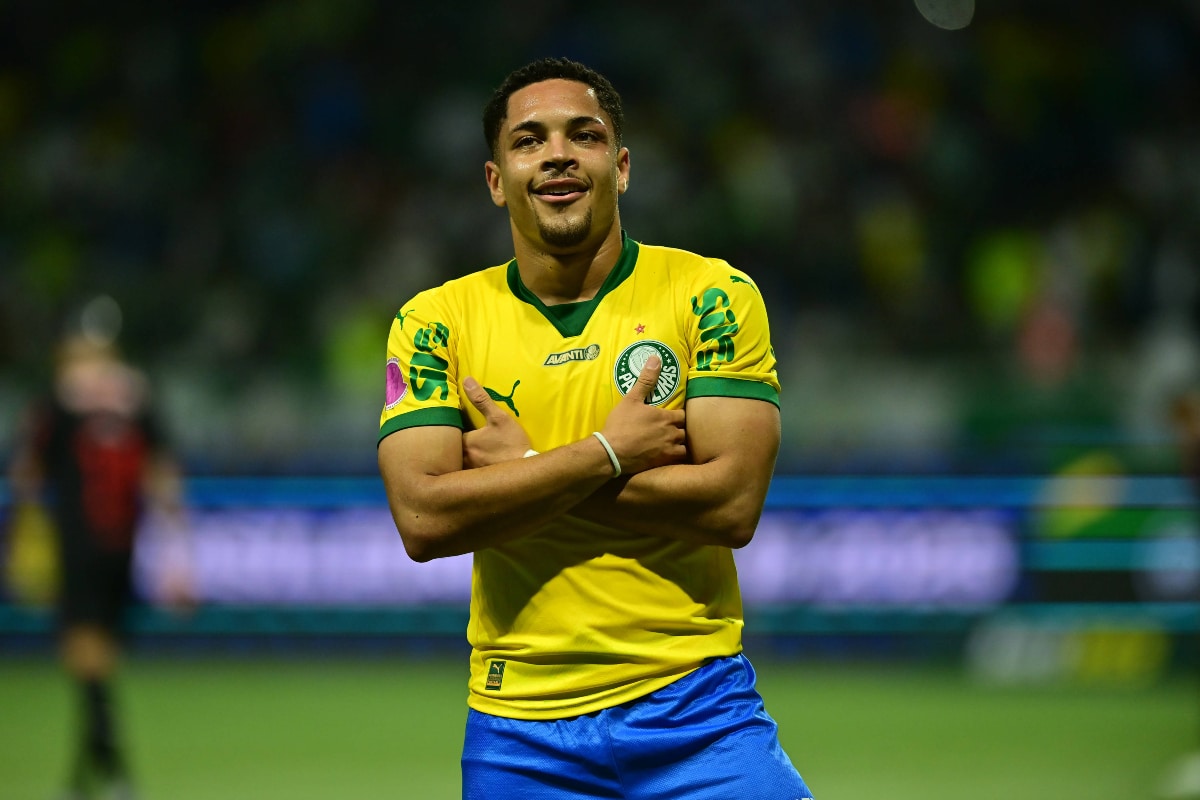 Vitor Roque Palmeiras