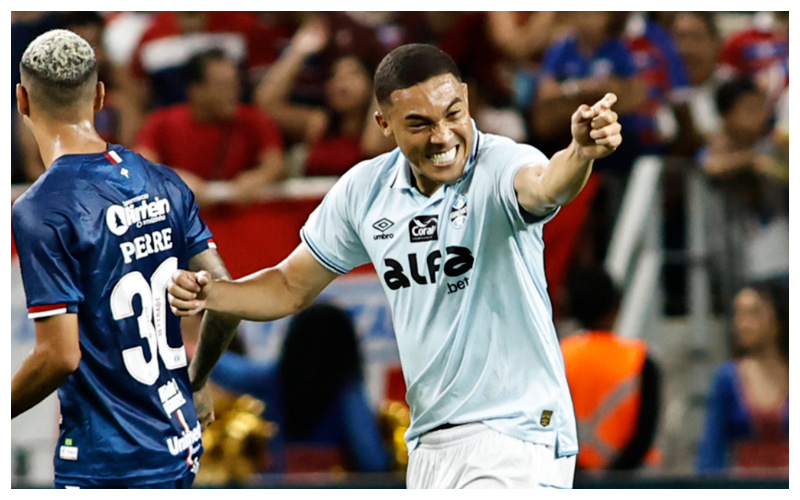 Carlos Vinicius celebrating || Credit - IMAGO / NurPhoto