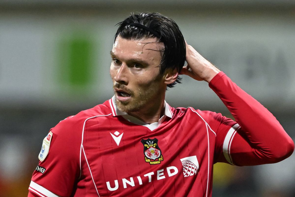 Kieffer Moore pictured in action for Wrexham - Photo by IMAGO / Sportimage