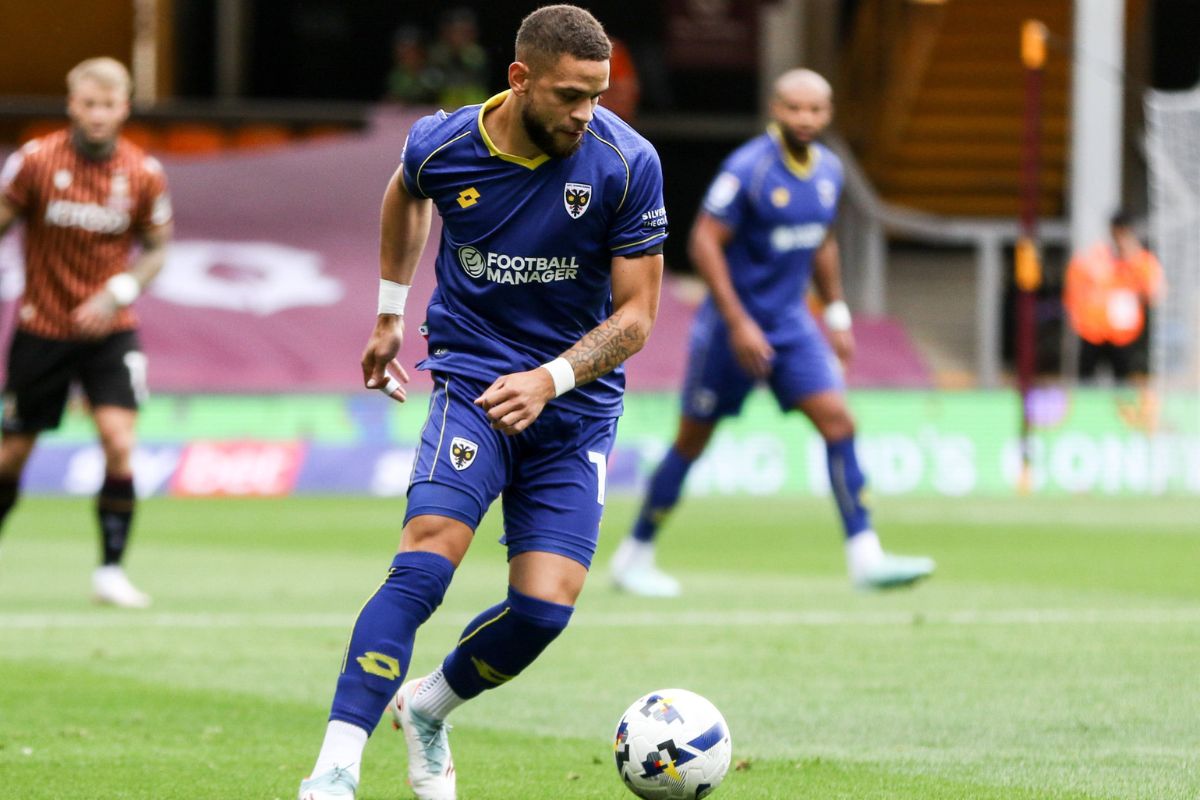 Marcus Browne pictured in action for Wimbledon 