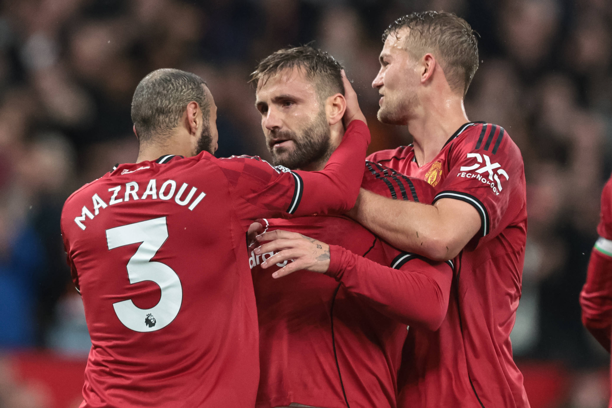 Manchester United transfer news: Juventus sniffing around Old Trafford for defensive target