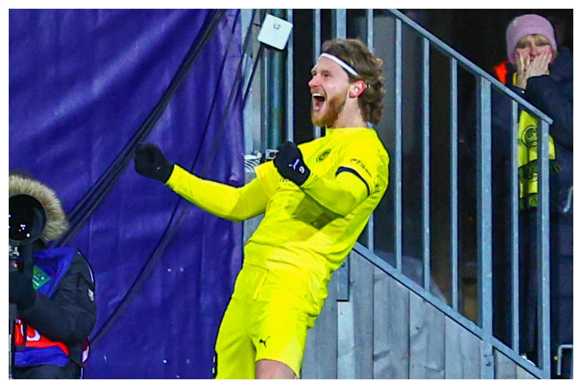 Kasper Hogh scores against Inter Milan || Credit - IMAGO / NTB