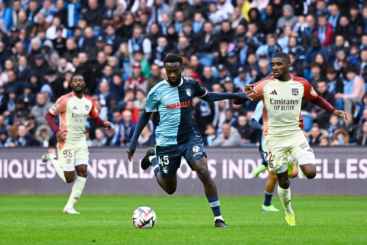 Issa Soumare ( 45 &ndash; Le Havre ) and Clinton MATA ( 22 &ndash; Lyon ) during the Ligue 1 match between Havre AC and Olympique Ly