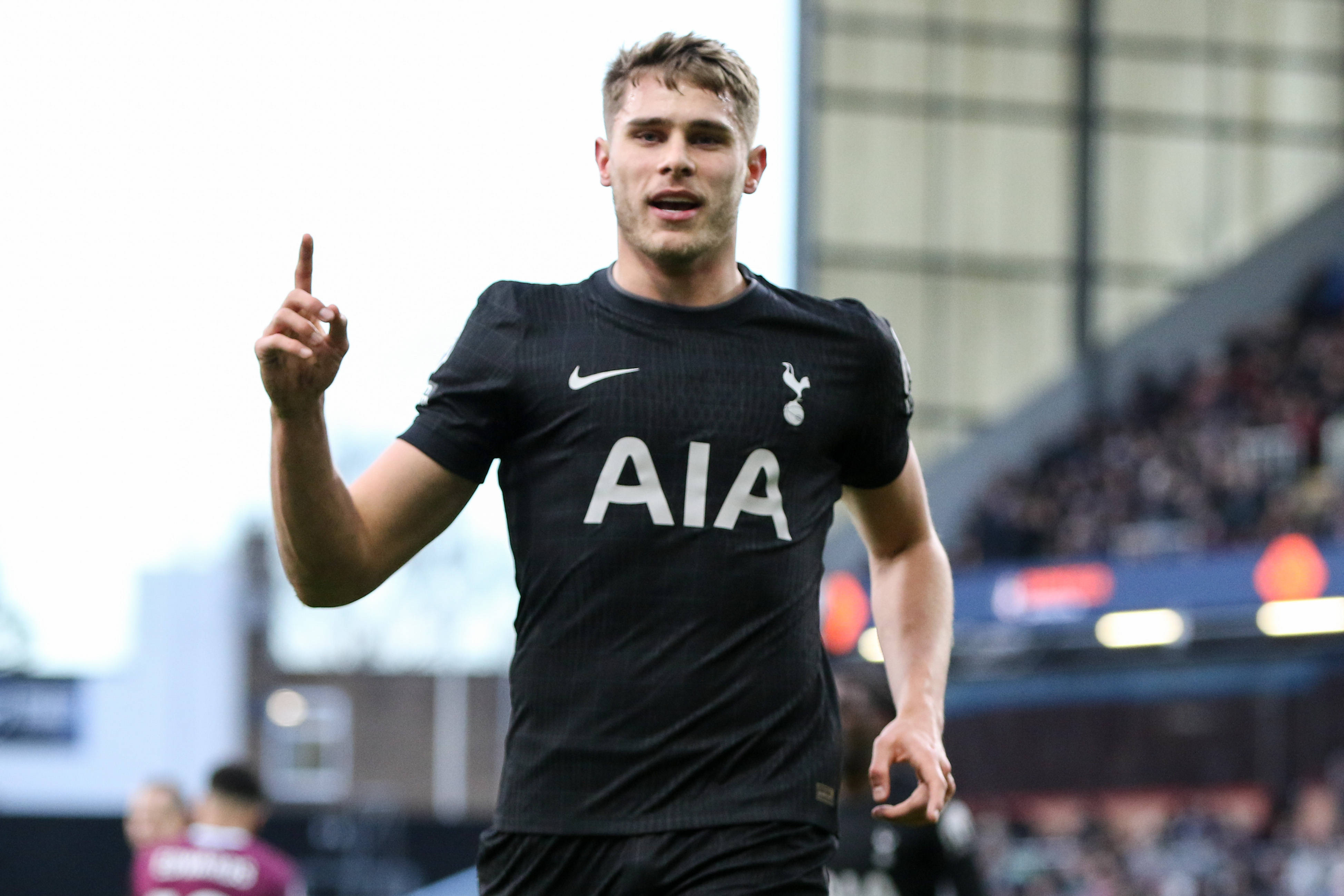 Micky van de Ven celebrates scoring for Spurs